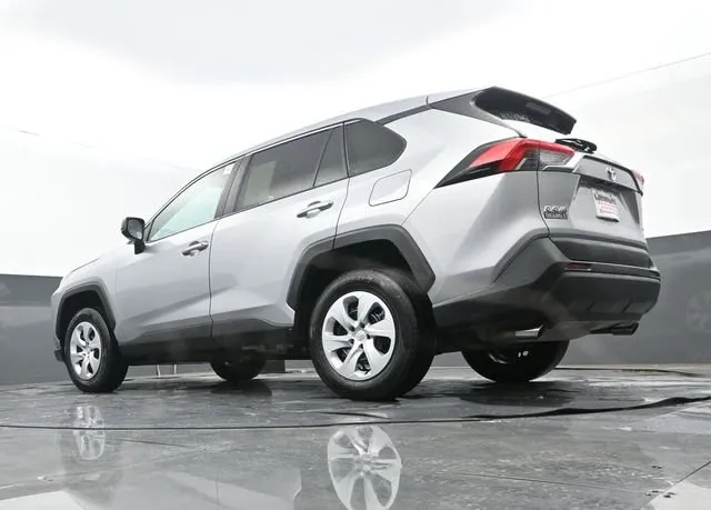 2024 Toyota RAV4 LE thumbnail 25