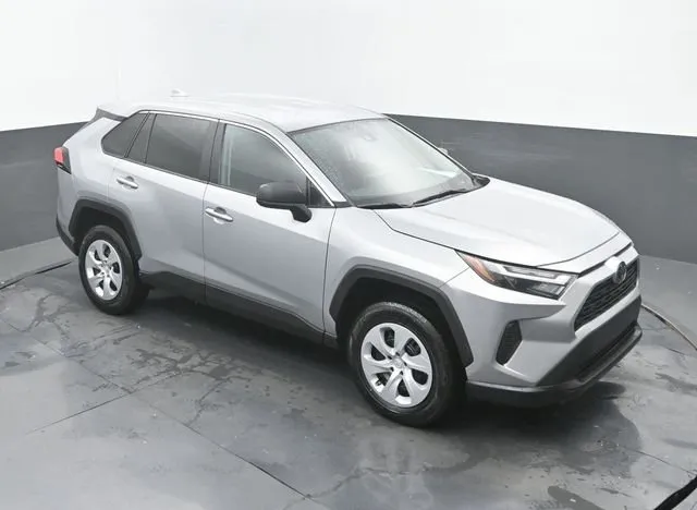 2024 Toyota RAV4 LE thumbnail 28