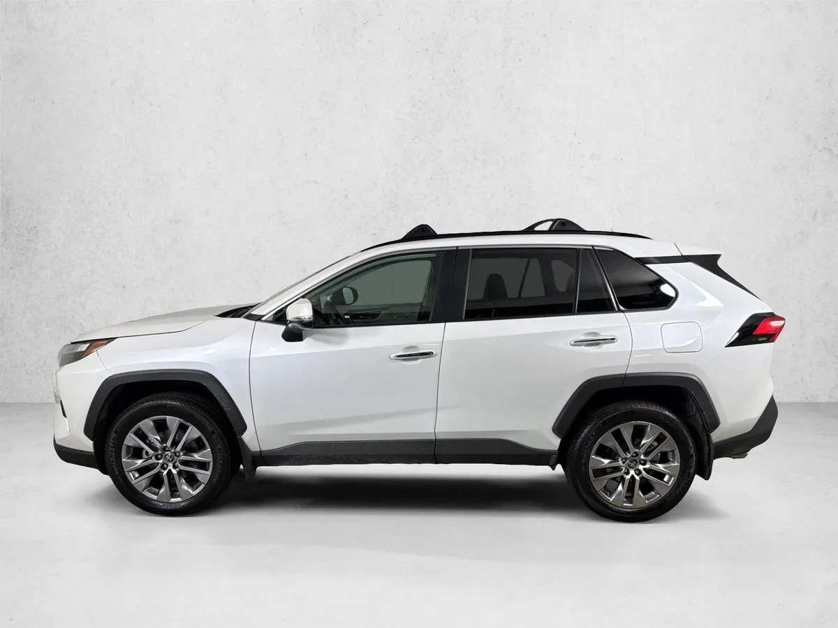 2024 Toyota RAV4 Limited thumbnail 7