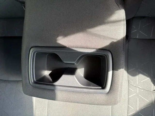 2024 Toyota RAV4 XLE thumbnail 21