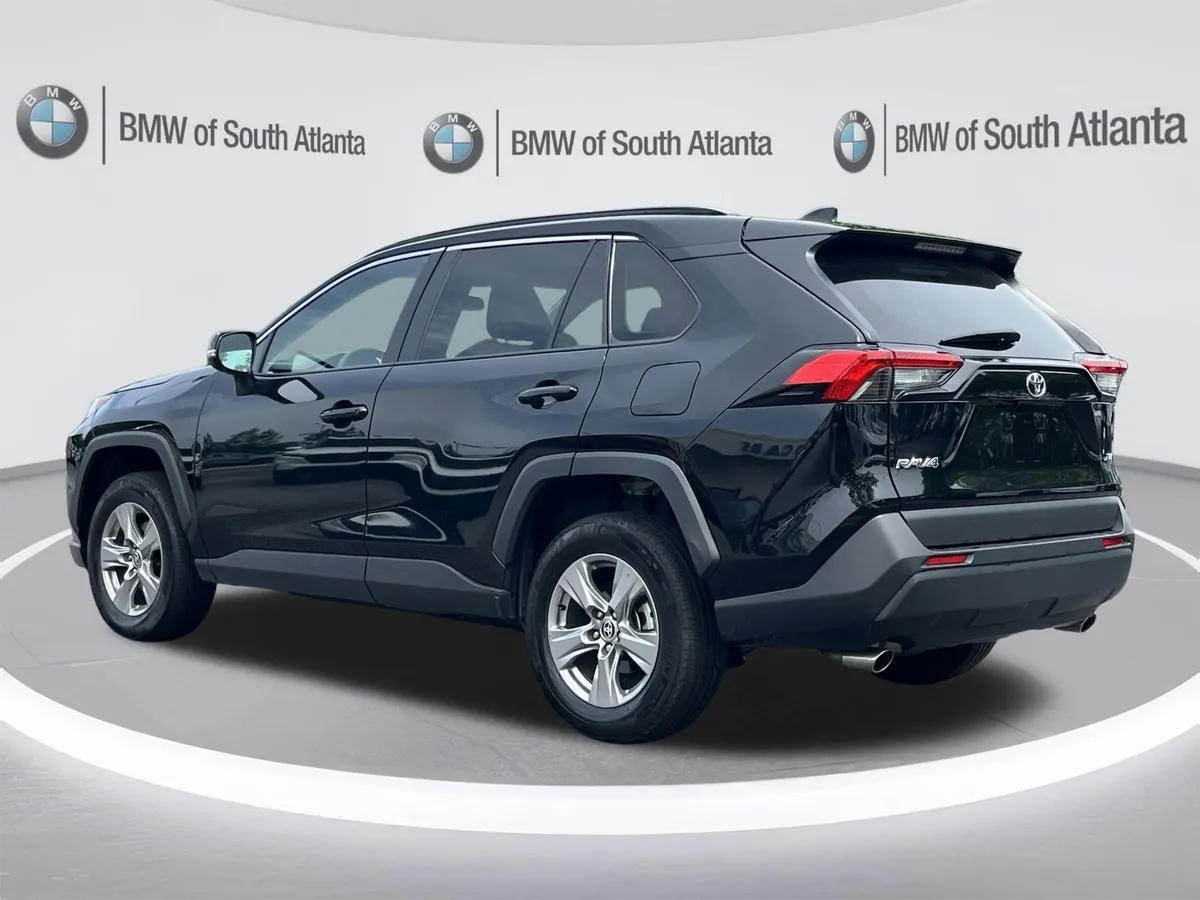 2024 Toyota RAV4 XLE thumbnail 21