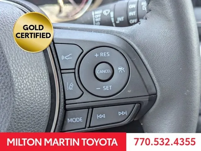2024 Toyota RAV4 XLE Premium thumbnail 26