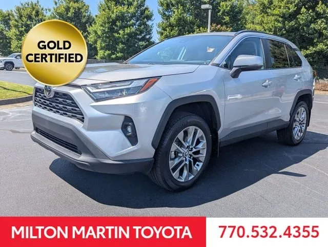 2024 Toyota RAV4 XLE Premium thumbnail 5