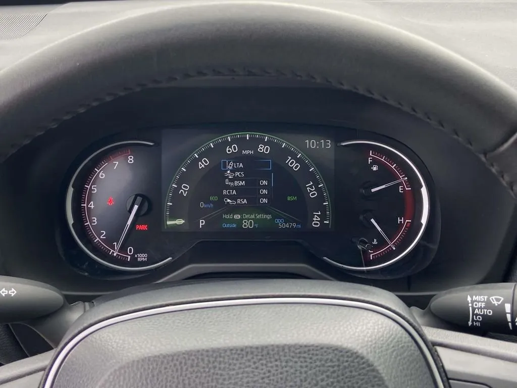 2024 Toyota RAV4 XLE Premium thumbnail 36