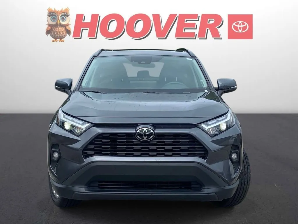 2024 Toyota RAV4 XLE Premium thumbnail 5