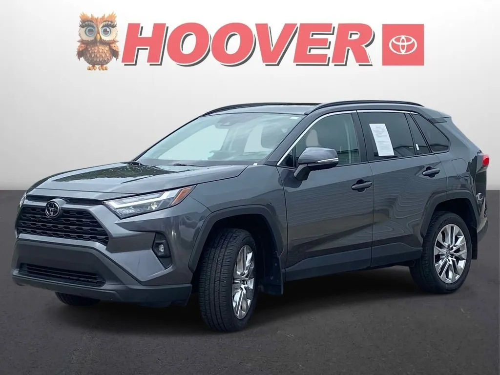 2024 Toyota RAV4 XLE Premium thumbnail 6