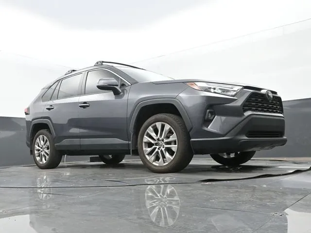 2024 Toyota RAV4 XLE Premium thumbnail 9