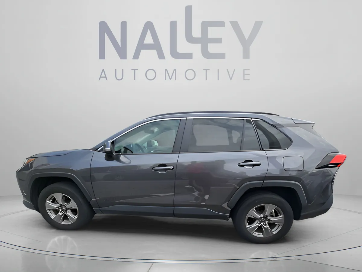 2024 Toyota RAV4 XLE thumbnail 2
