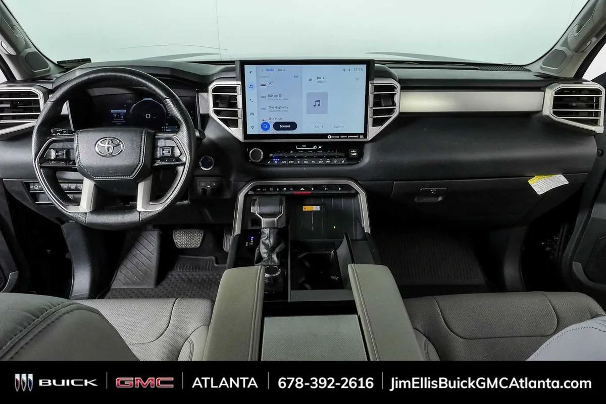 2024 Toyota Sequoia Limited thumbnail 17