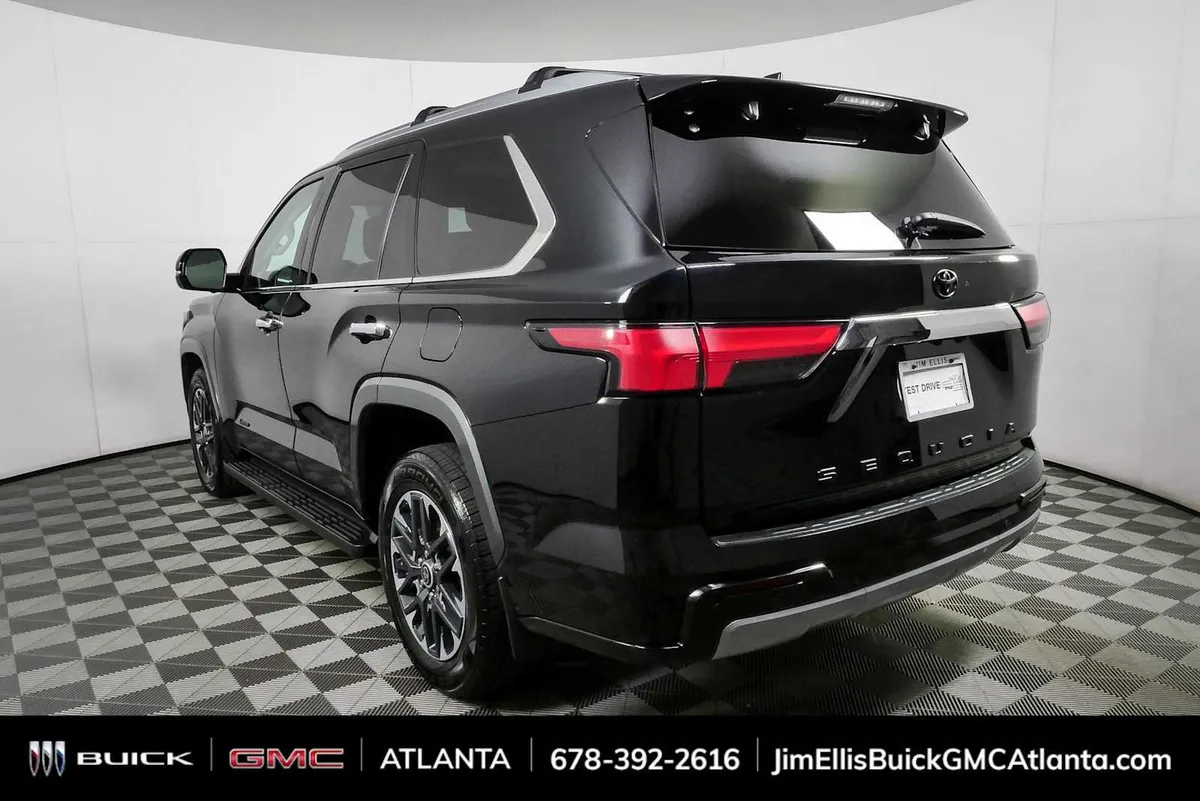 2024 Toyota Sequoia Limited thumbnail 27