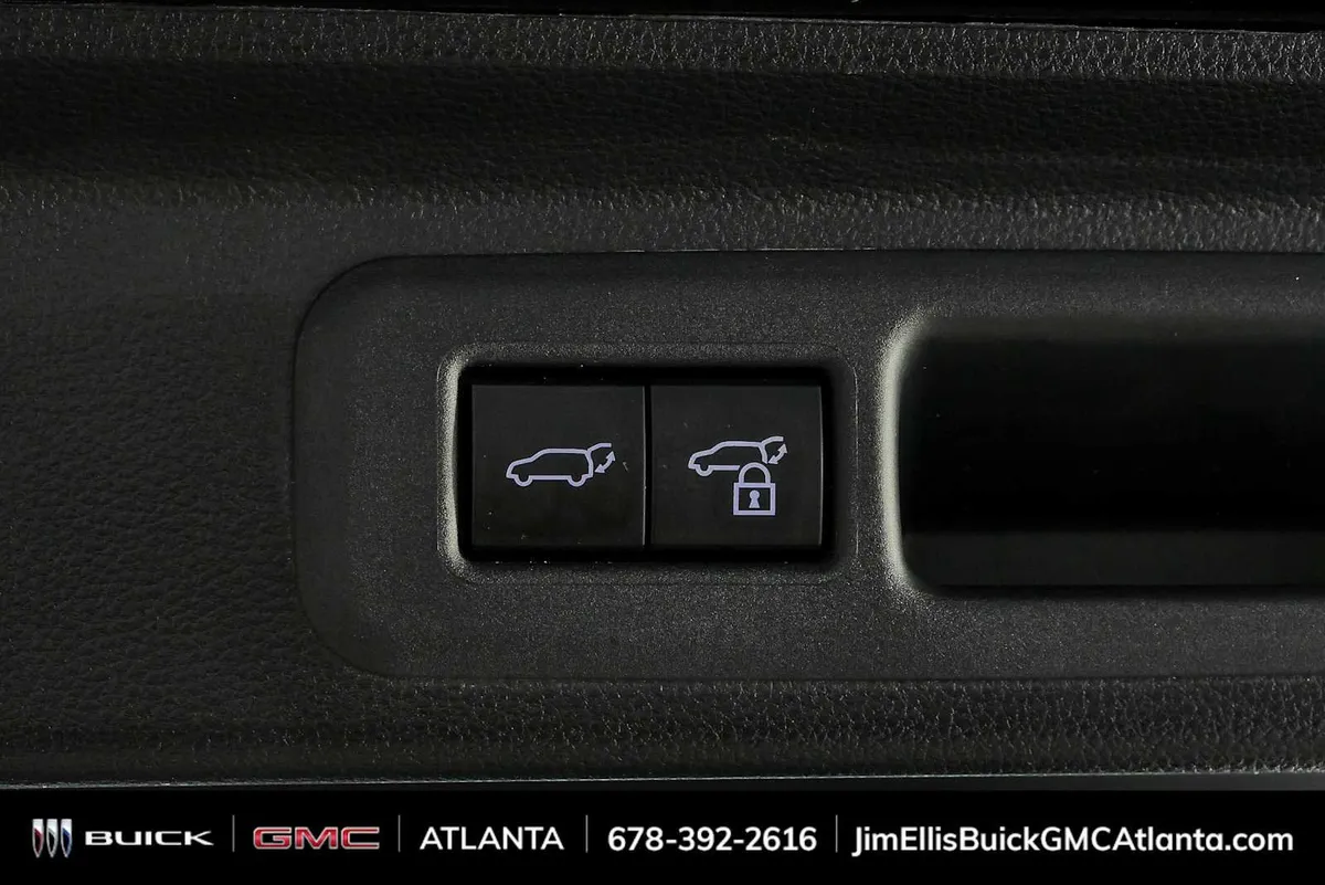 2024 Toyota Sequoia Limited thumbnail 31