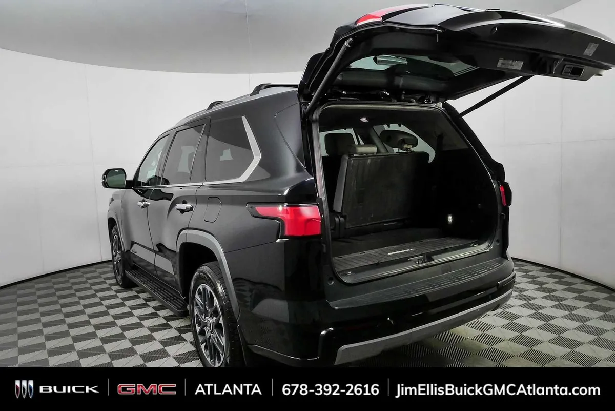 2024 Toyota Sequoia Limited thumbnail 32