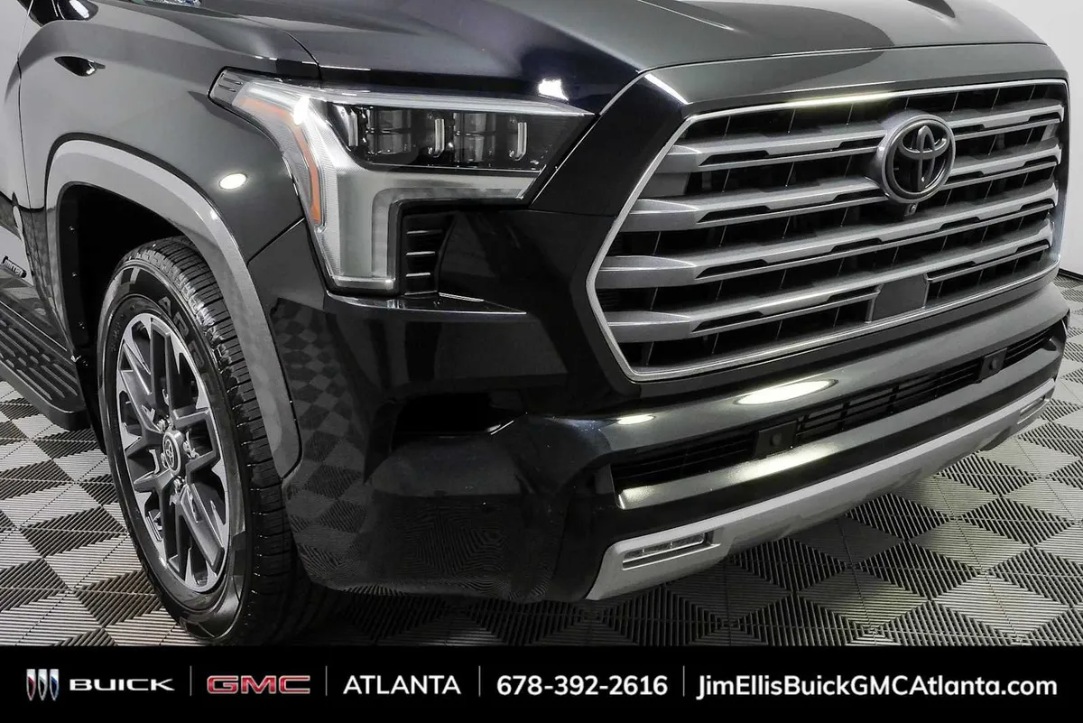 2024 Toyota Sequoia Limited thumbnail 37
