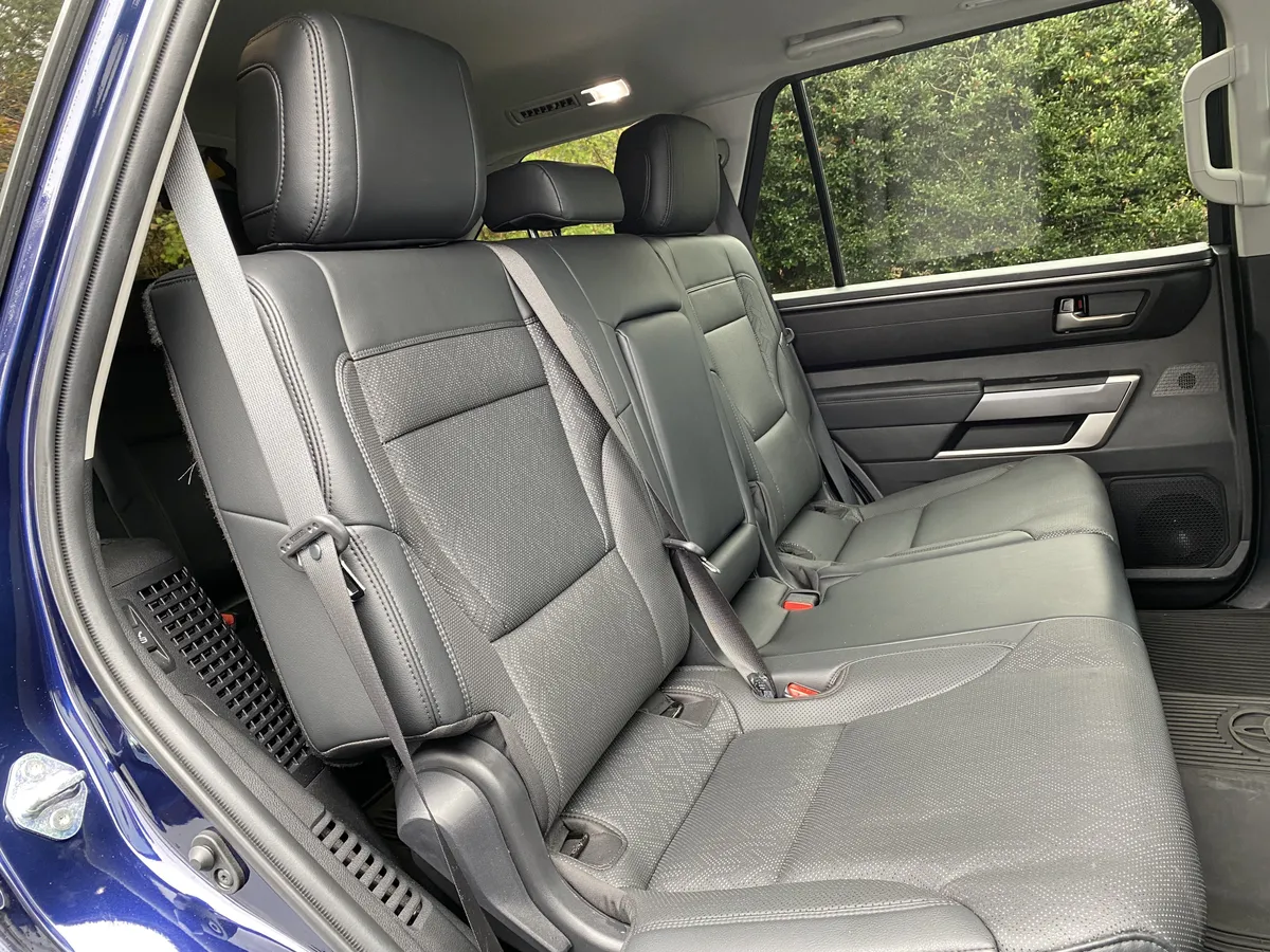 2024 Toyota Sequoia SR5 thumbnail 35