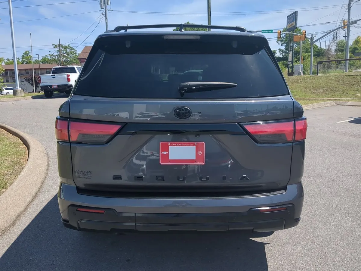 2024 Toyota Sequoia SR5 thumbnail 7
