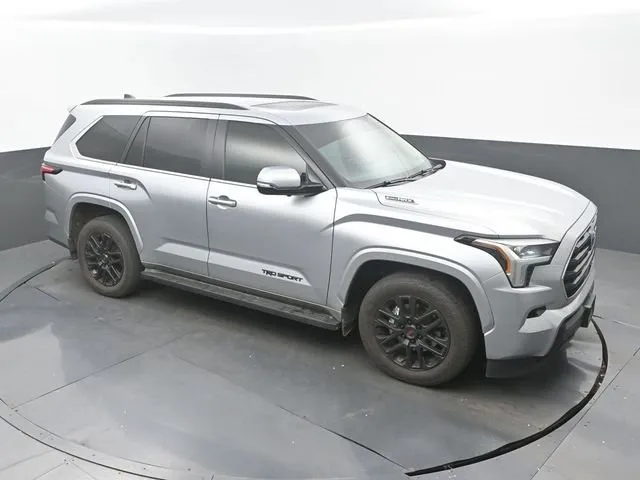 2024 Toyota Sequoia SR5 thumbnail 13