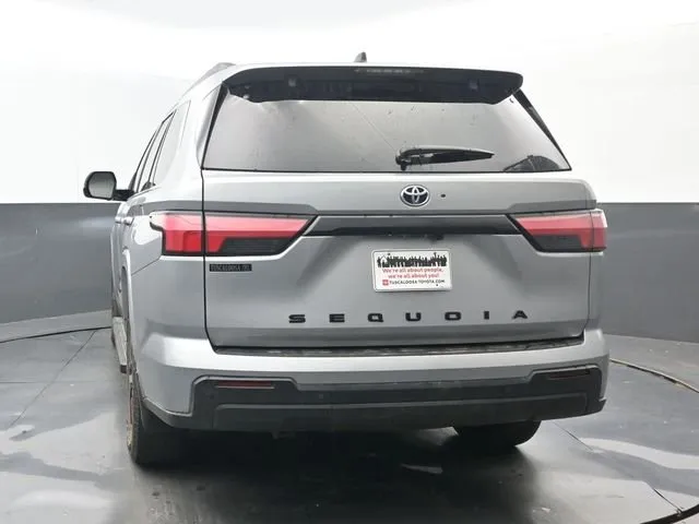 2024 Toyota Sequoia SR5 thumbnail 4