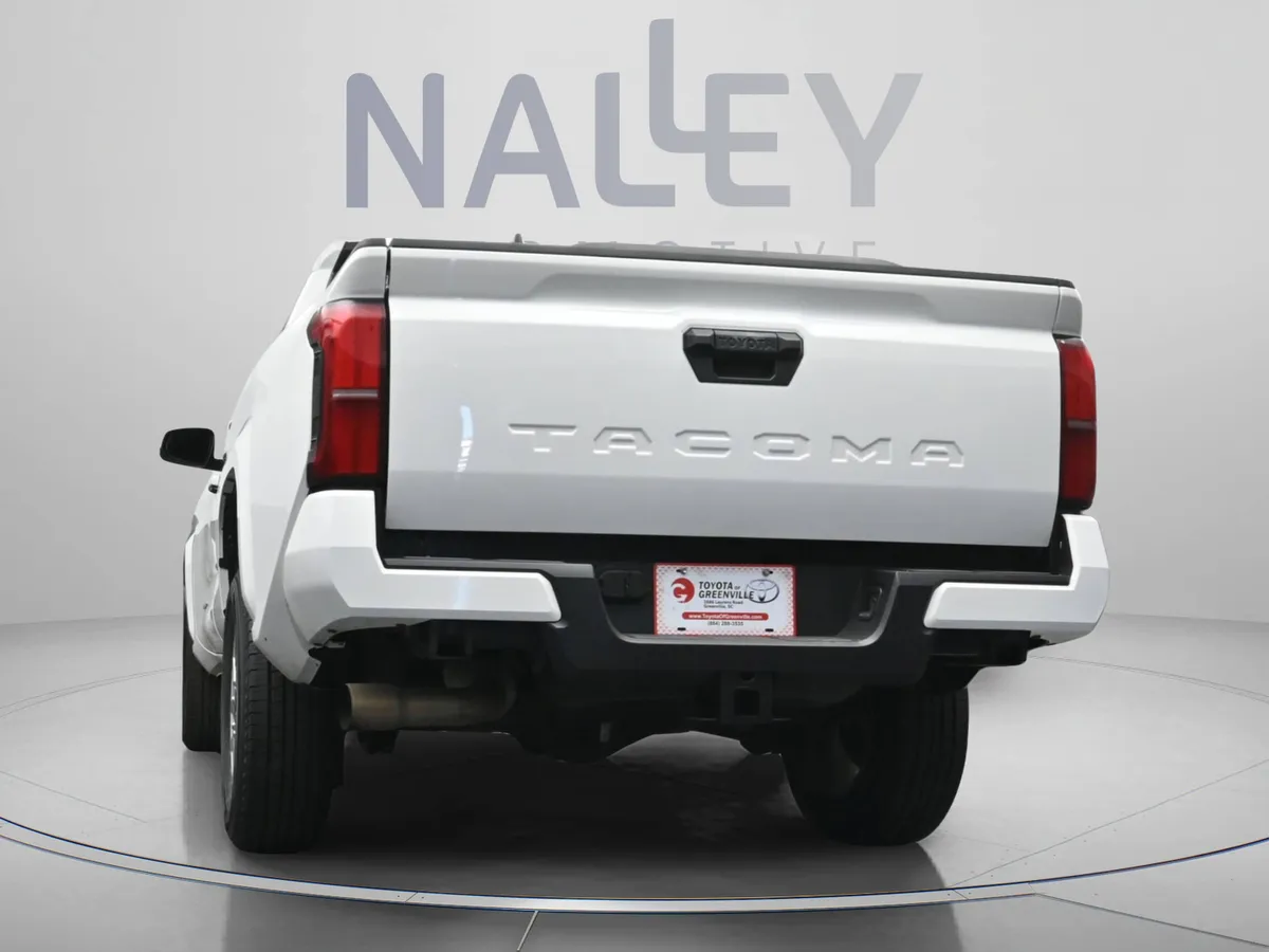 2024 Toyota Tacoma 2WD SR5 thumbnail 11