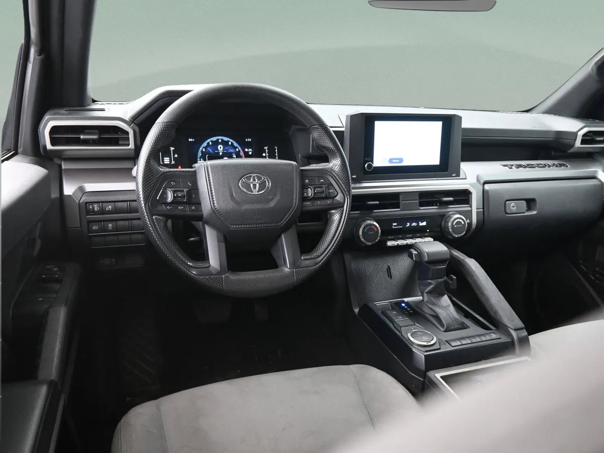 2024 Toyota Tacoma 2WD SR5 thumbnail 34