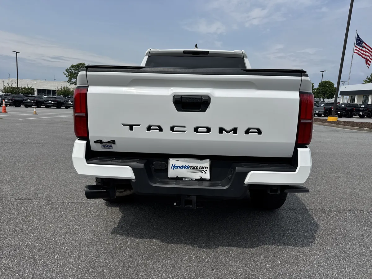 2024 Toyota Tacoma 4WD TRD Sport thumbnail 8