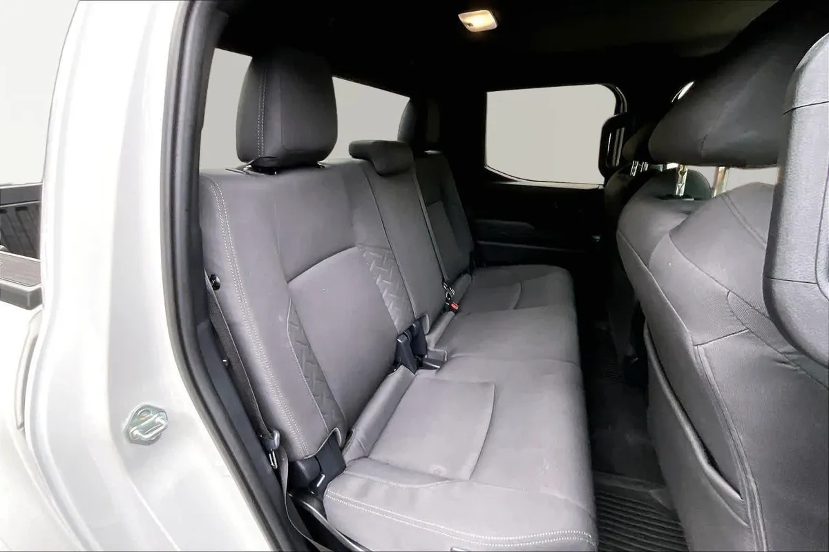 2024 Toyota Tacoma SR thumbnail 20