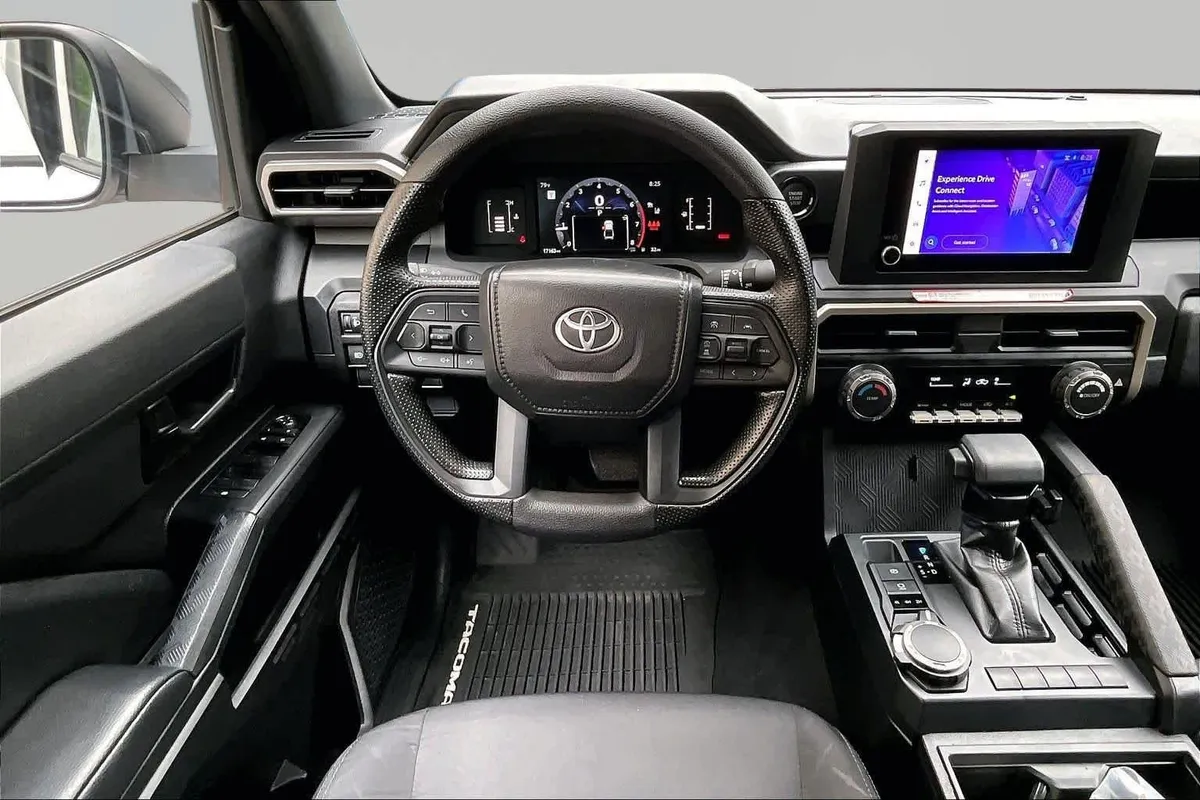 2024 Toyota Tacoma SR thumbnail 6