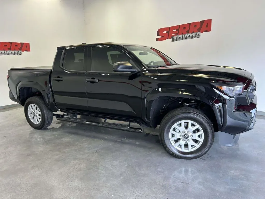 2024 Toyota Tacoma SR thumbnail 2