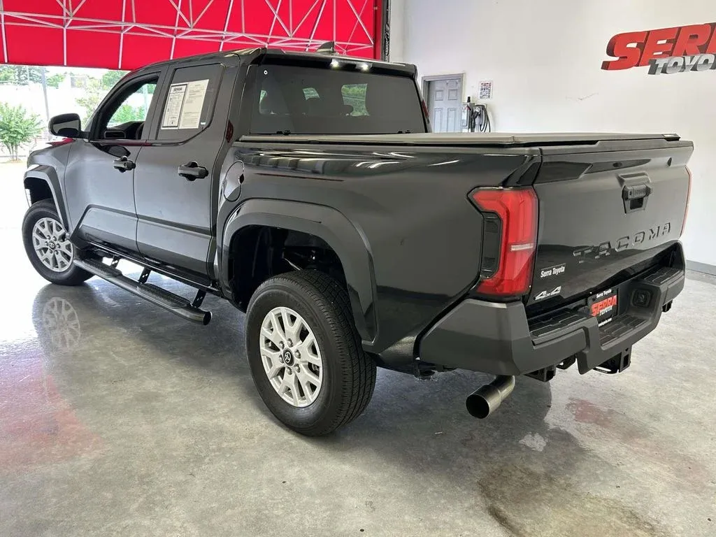 2024 Toyota Tacoma SR thumbnail 5