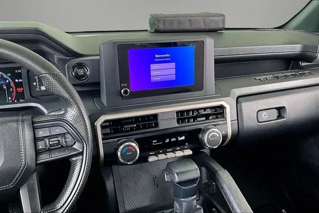 2024 Toyota Tacoma SR thumbnail 9