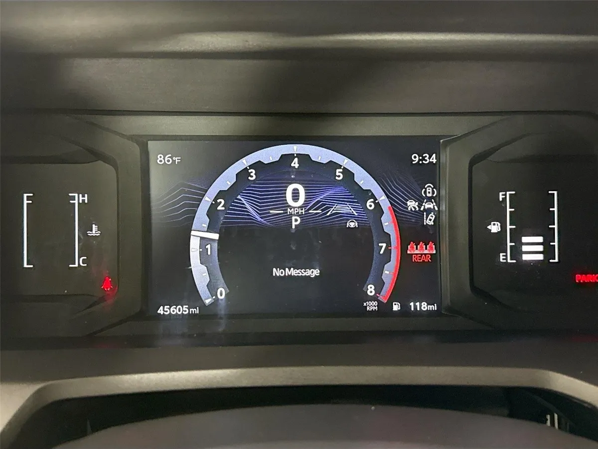 2024 Toyota Tacoma SR5 thumbnail 20