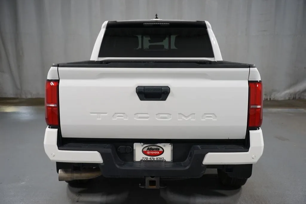 2024 Toyota Tacoma SR5 thumbnail 7