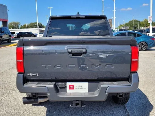 2024 Toyota Tacoma SR5 thumbnail 6