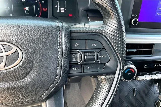 2024 Toyota Tacoma SR5 thumbnail 11