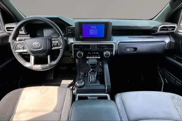 2024 Toyota Tacoma SR5 thumbnail 7