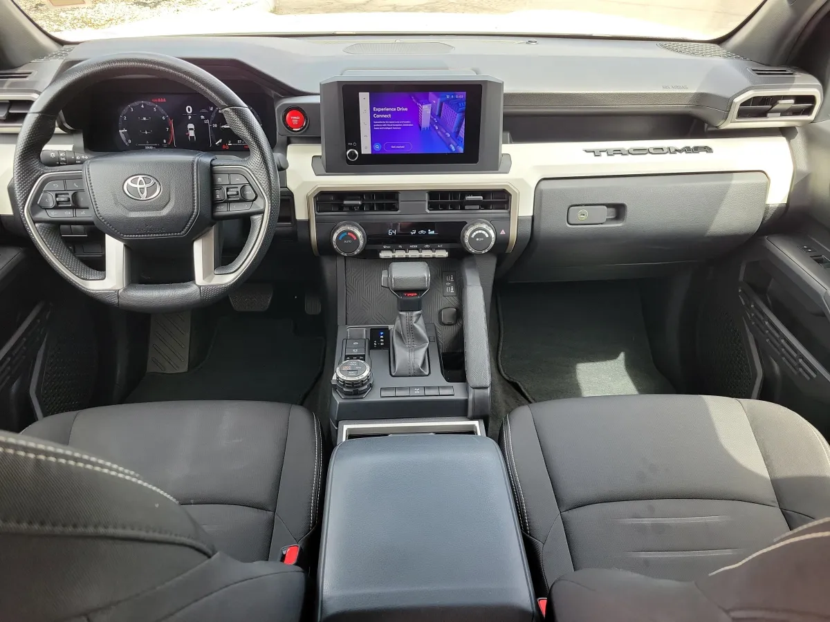 2024 Toyota Tacoma TRD Off Road thumbnail 10