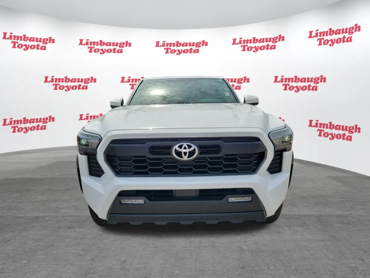 2024 Toyota Tacoma TRD Off Road thumbnail 19