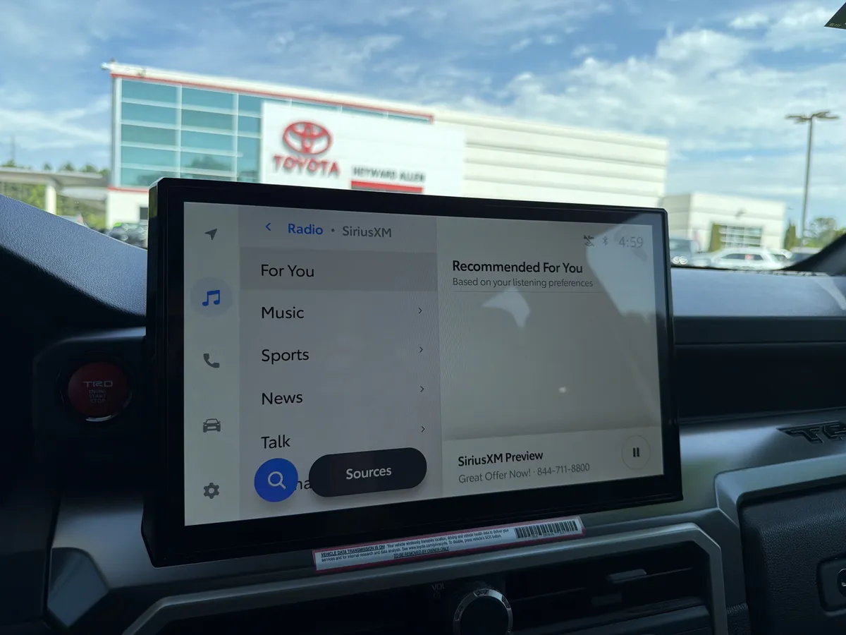 2024 Toyota Tacoma TRD Sport thumbnail 6