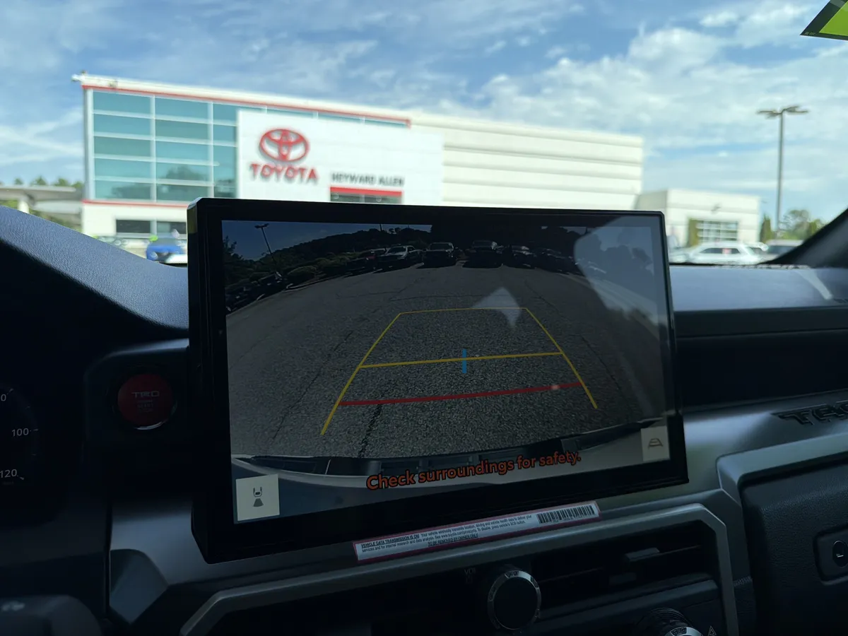 2024 Toyota Tacoma TRD Sport thumbnail 7