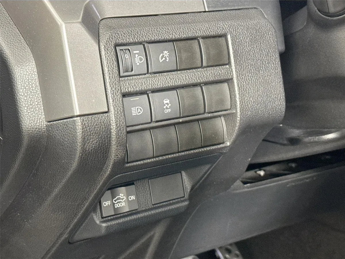 2024 Toyota Tacoma TRD Sport thumbnail 15