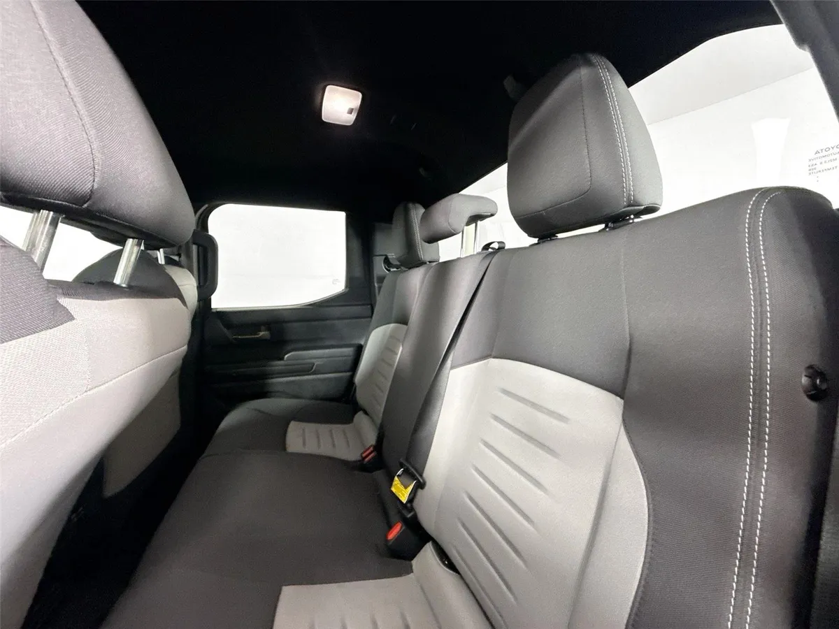 2024 Toyota Tacoma TRD Sport thumbnail 28