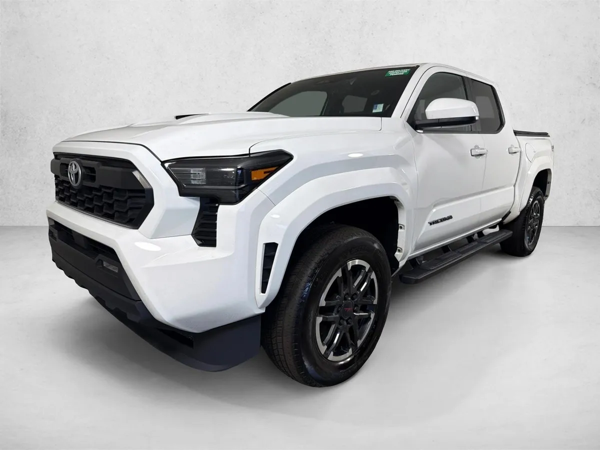 2024 Toyota Tacoma TRD Sport thumbnail 7