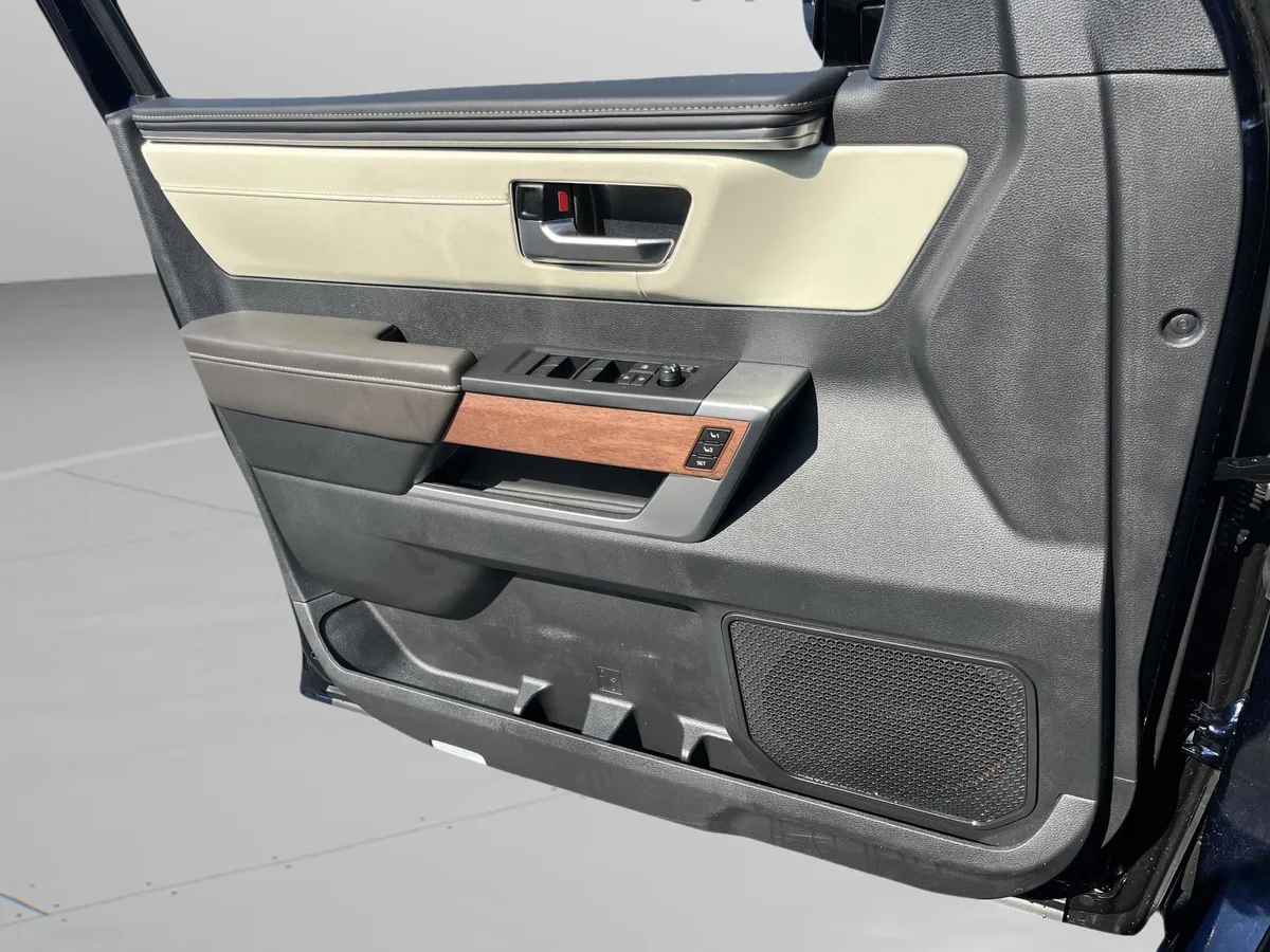2024 Toyota Tundra 1794 Edition thumbnail 19