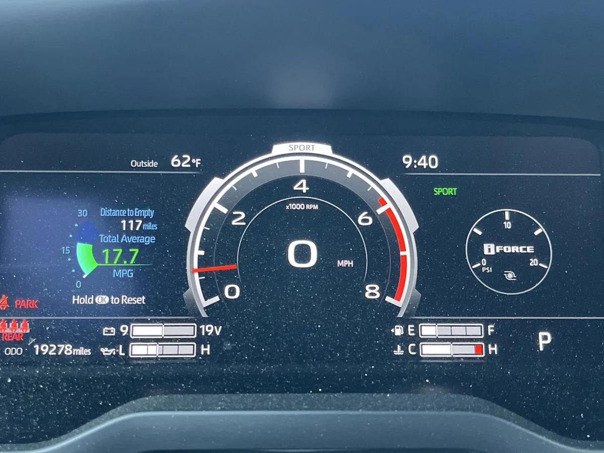 2024 Toyota Tundra 1794 Edition thumbnail 22