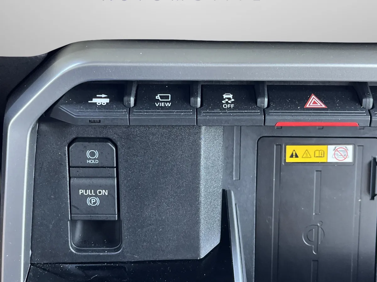 2024 Toyota Tundra 1794 Edition thumbnail 29