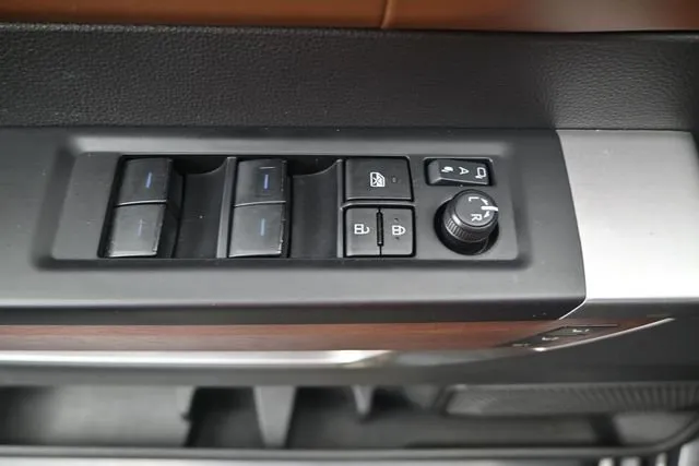 2024 Toyota Tundra 1794 thumbnail 11