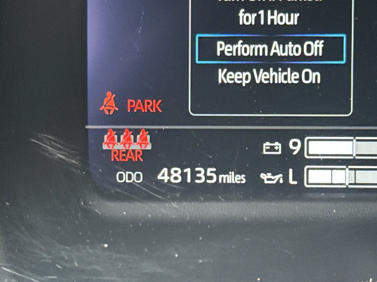 2024 Toyota Tundra 4WD Platinum thumbnail 25