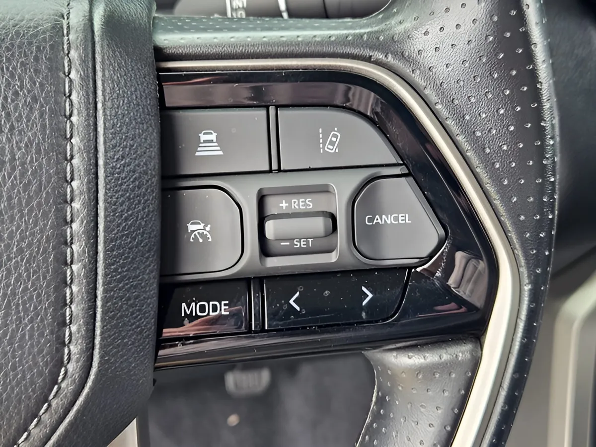 2024 Toyota Tundra 4WD SR5 thumbnail 23