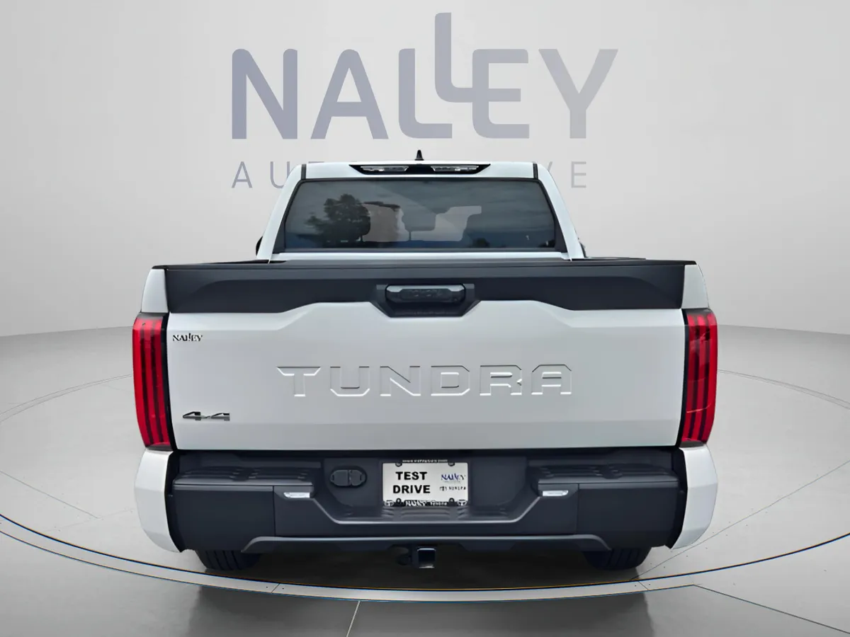 2024 Toyota Tundra 4WD SR5 thumbnail 5