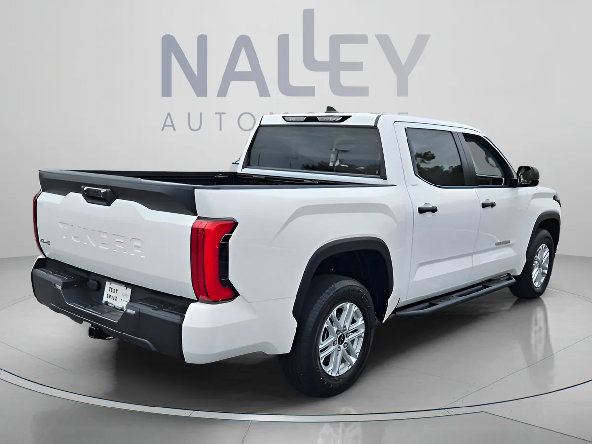2024 Toyota Tundra 4WD SR5 thumbnail 6