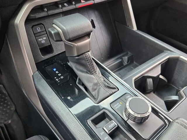 2024 Toyota Tundra 4WD SR5 thumbnail 13